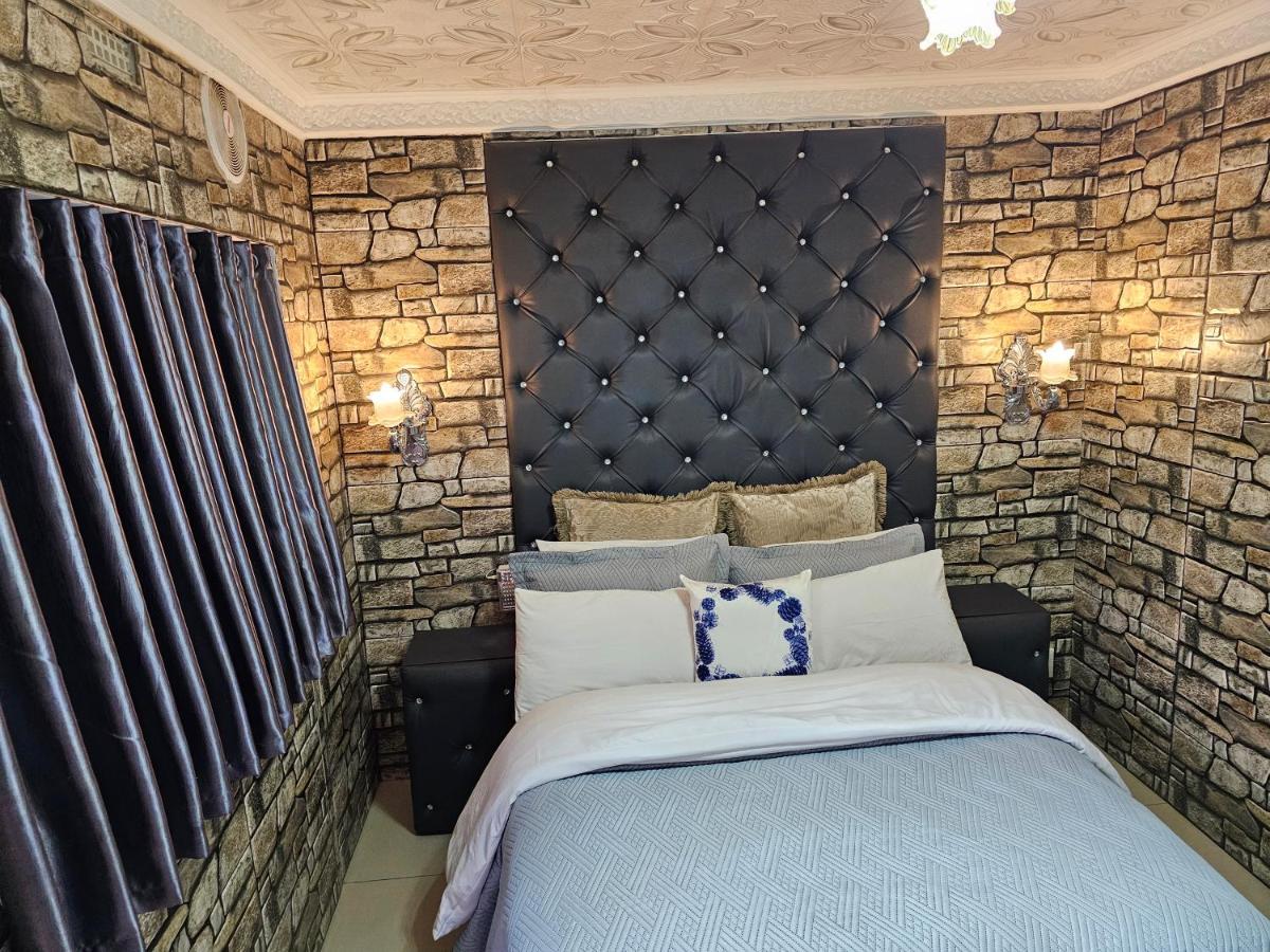 Rjs Guesthouse Durban Room photo