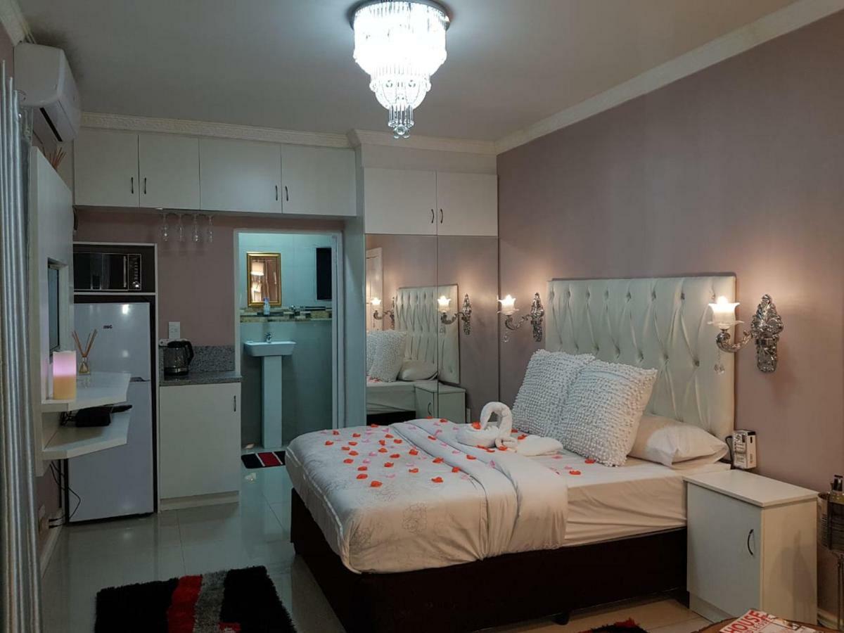 Rjs Guesthouse Durban Exterior photo